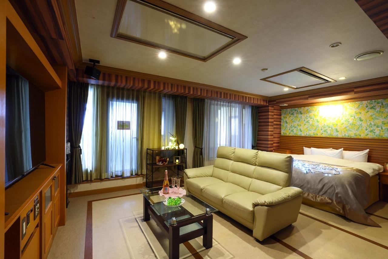 Hotel Water Gate Nagoya - Love Hotel For Couple - (Adults Only) ภายนอก รูปภาพ